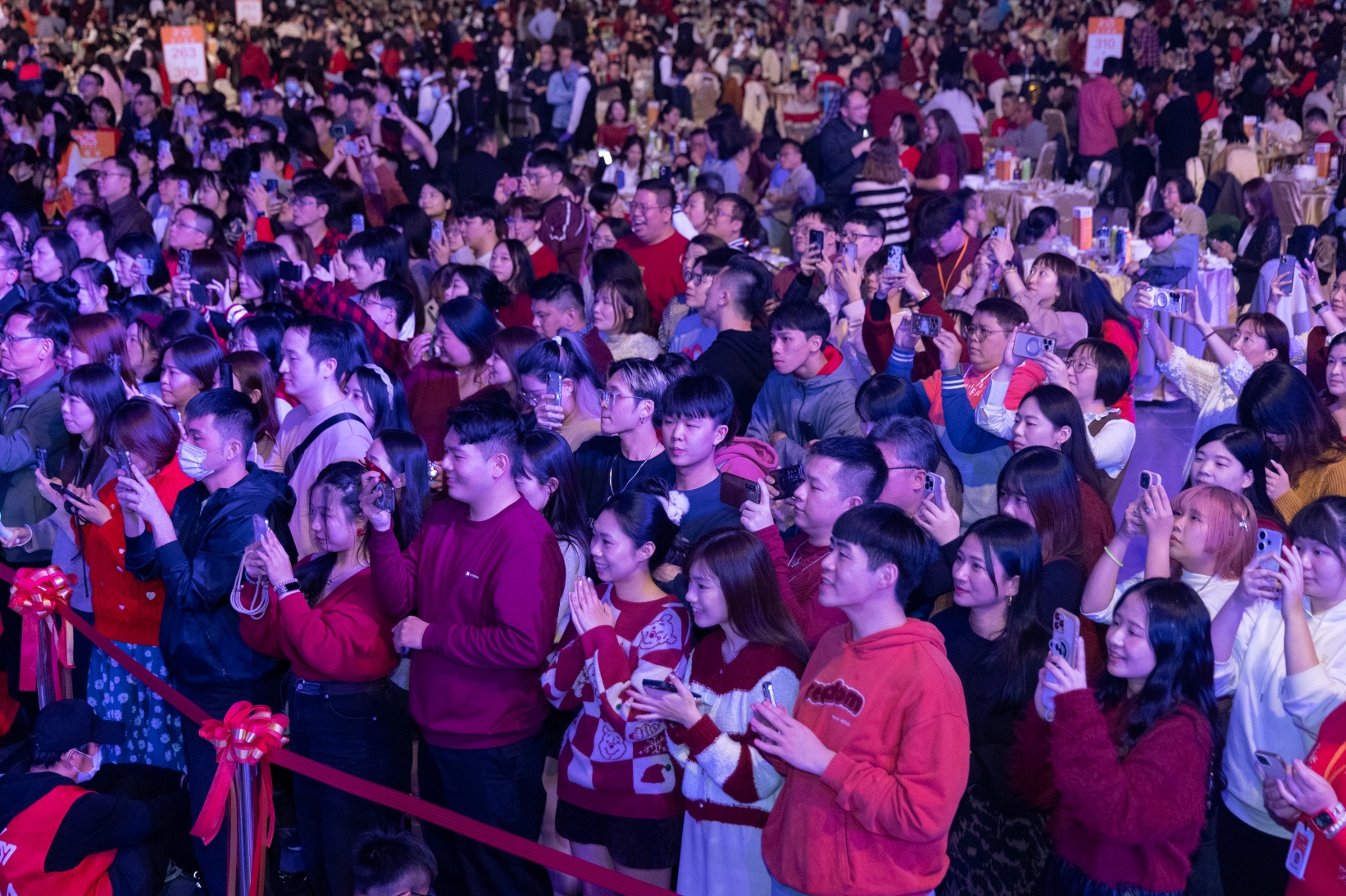 2025 台灣大年終派對